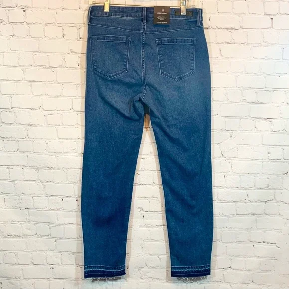 Kenneth Cole Jeans Jess Skinny NWT - Picture 2 of 8